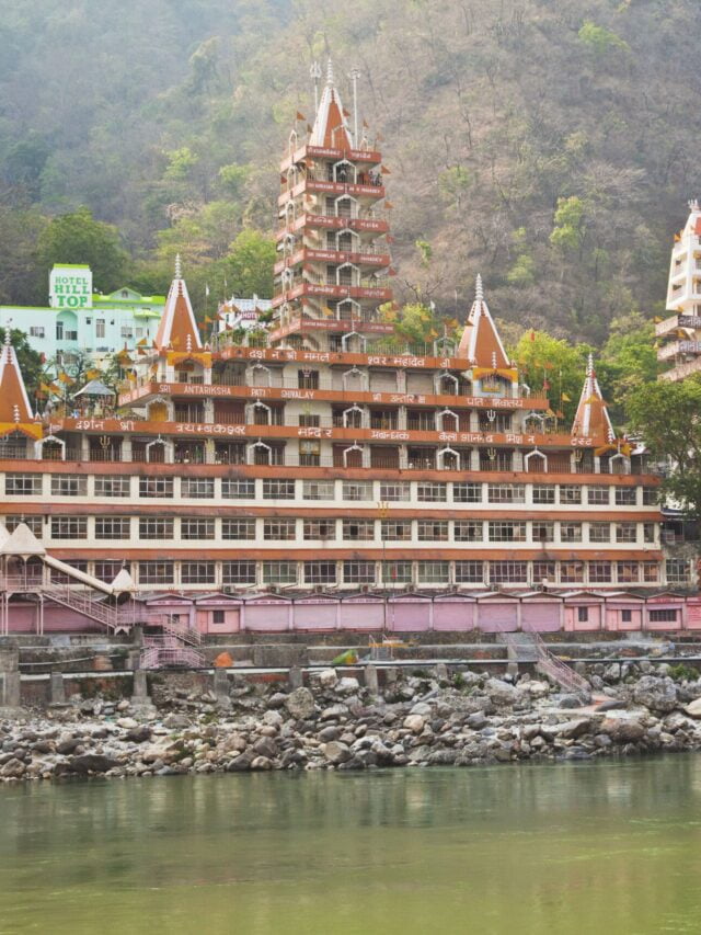 उत्तराखंड में यात्रा करने के लिए सर्वश्रेष्ठ स्थान